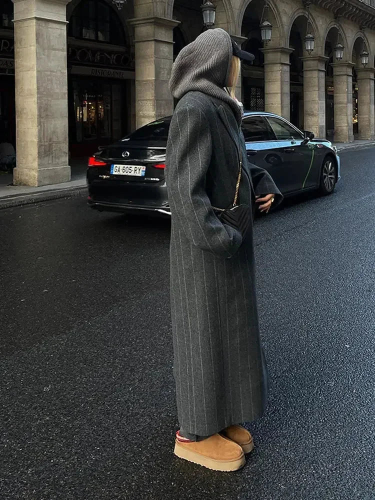 Manteau long femme élégant à rayures modernes