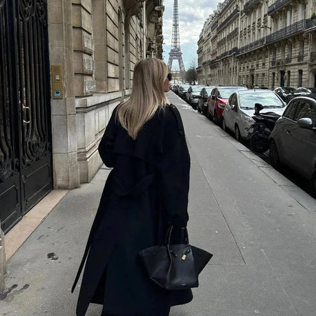 Manteau long noir femme avec ceinture et larges revers
