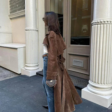 Manteau trench femme marron avec ceinture et revers