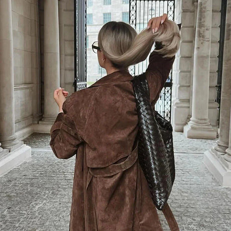 Manteau trench femme marron avec ceinture et revers