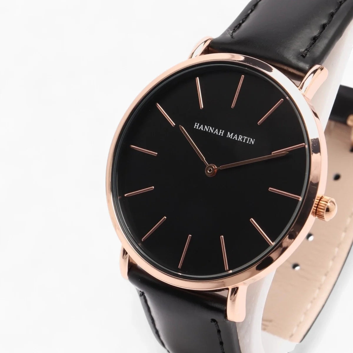 Montre Femme Bracelet Cuir Noir Cadran Noir