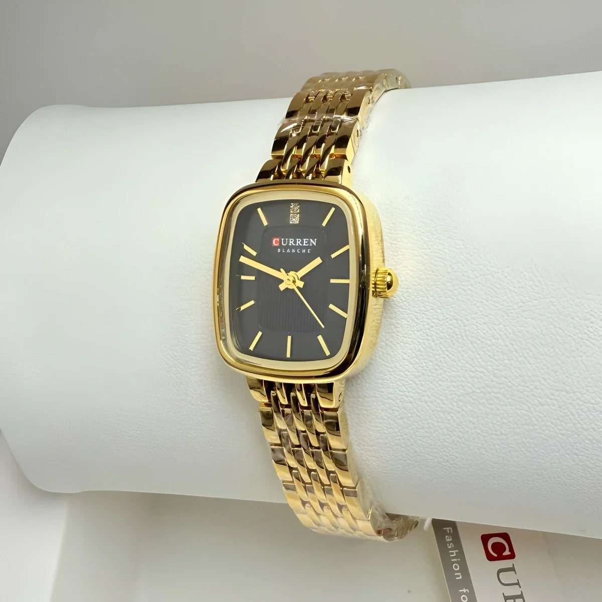 Montre Femme Dorée