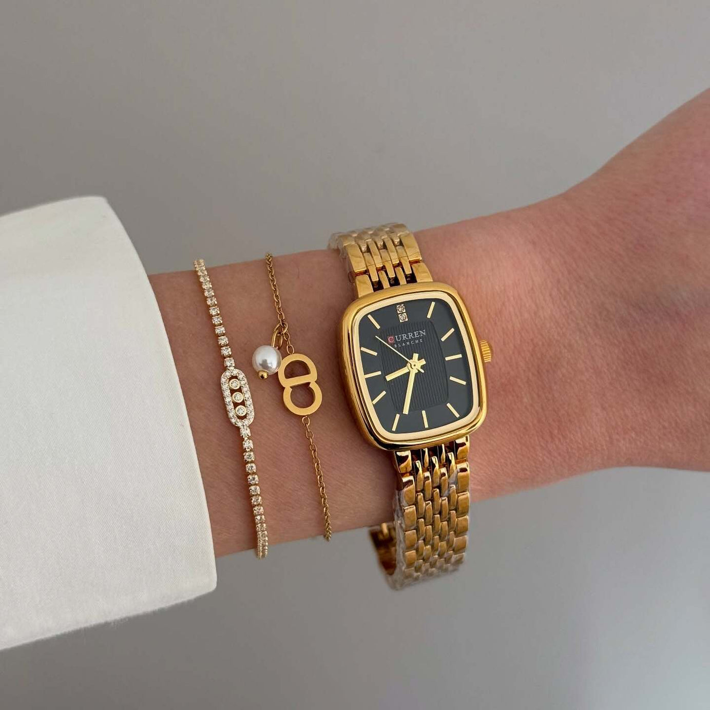 Montre Femme Dorée
