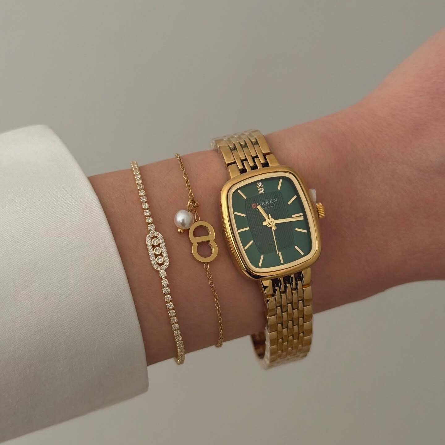 Montre Femme Dorée