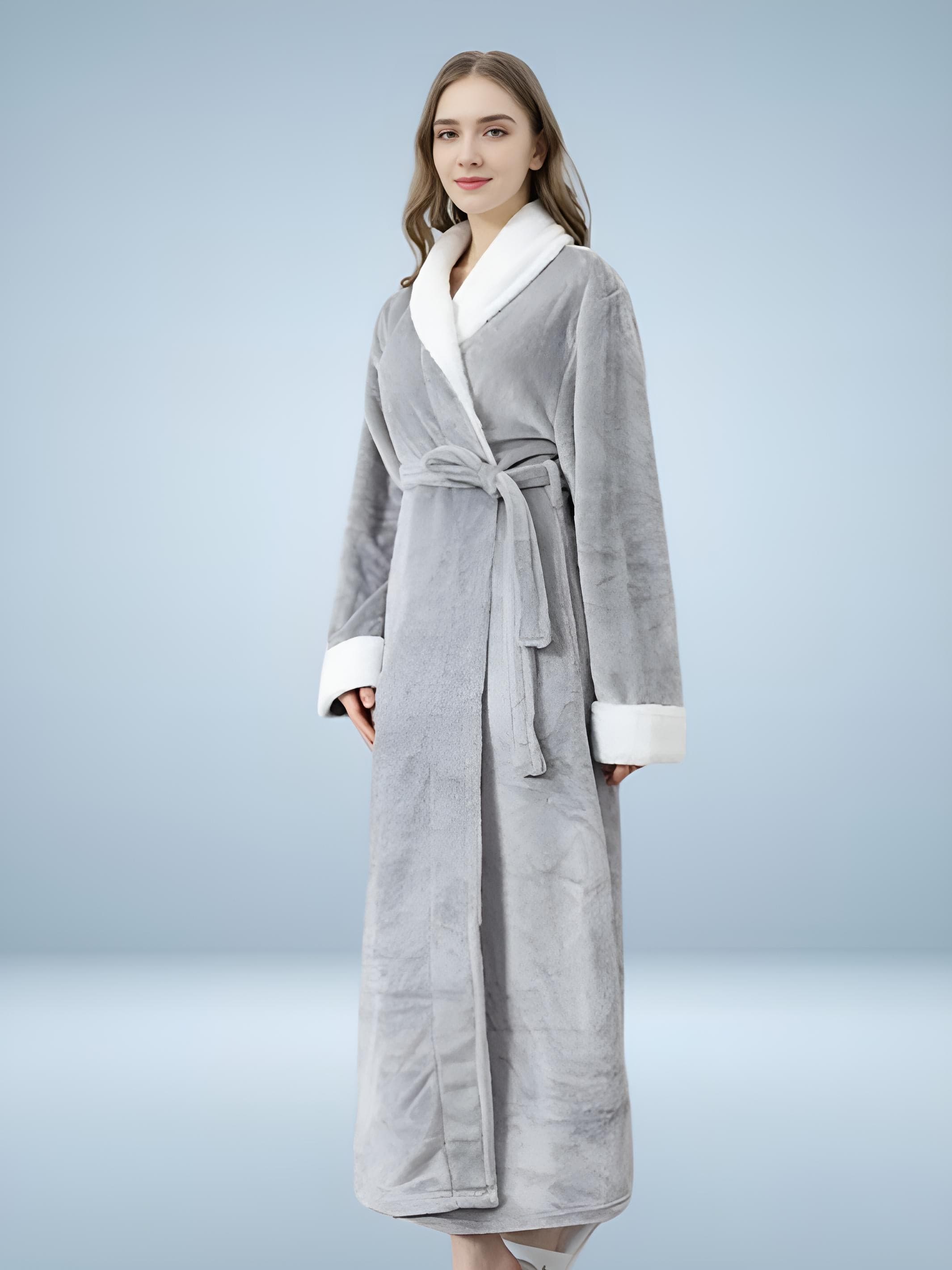 Flauschiger Flanell-Bademantel für Damen