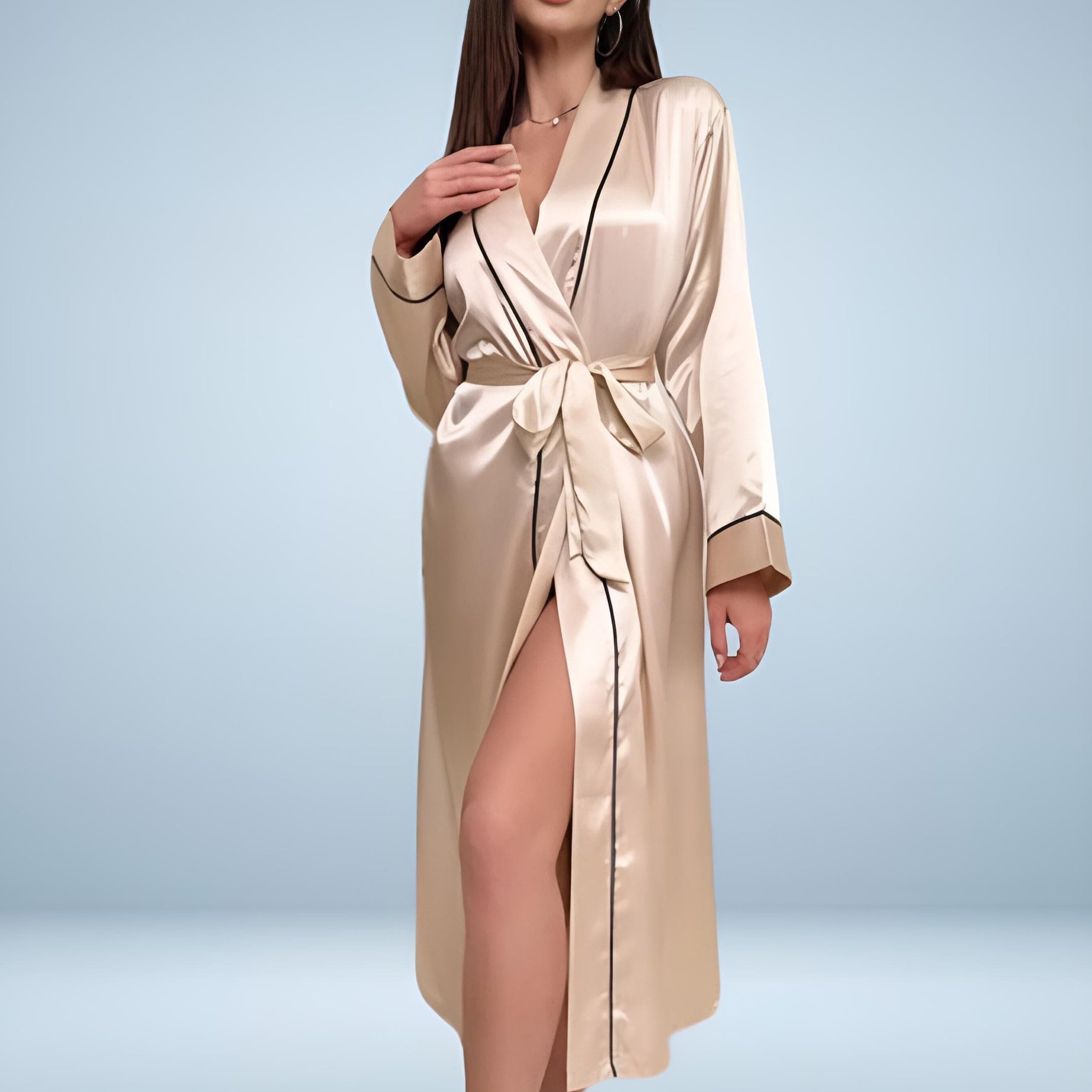 Damenbademantel aus edler Seide