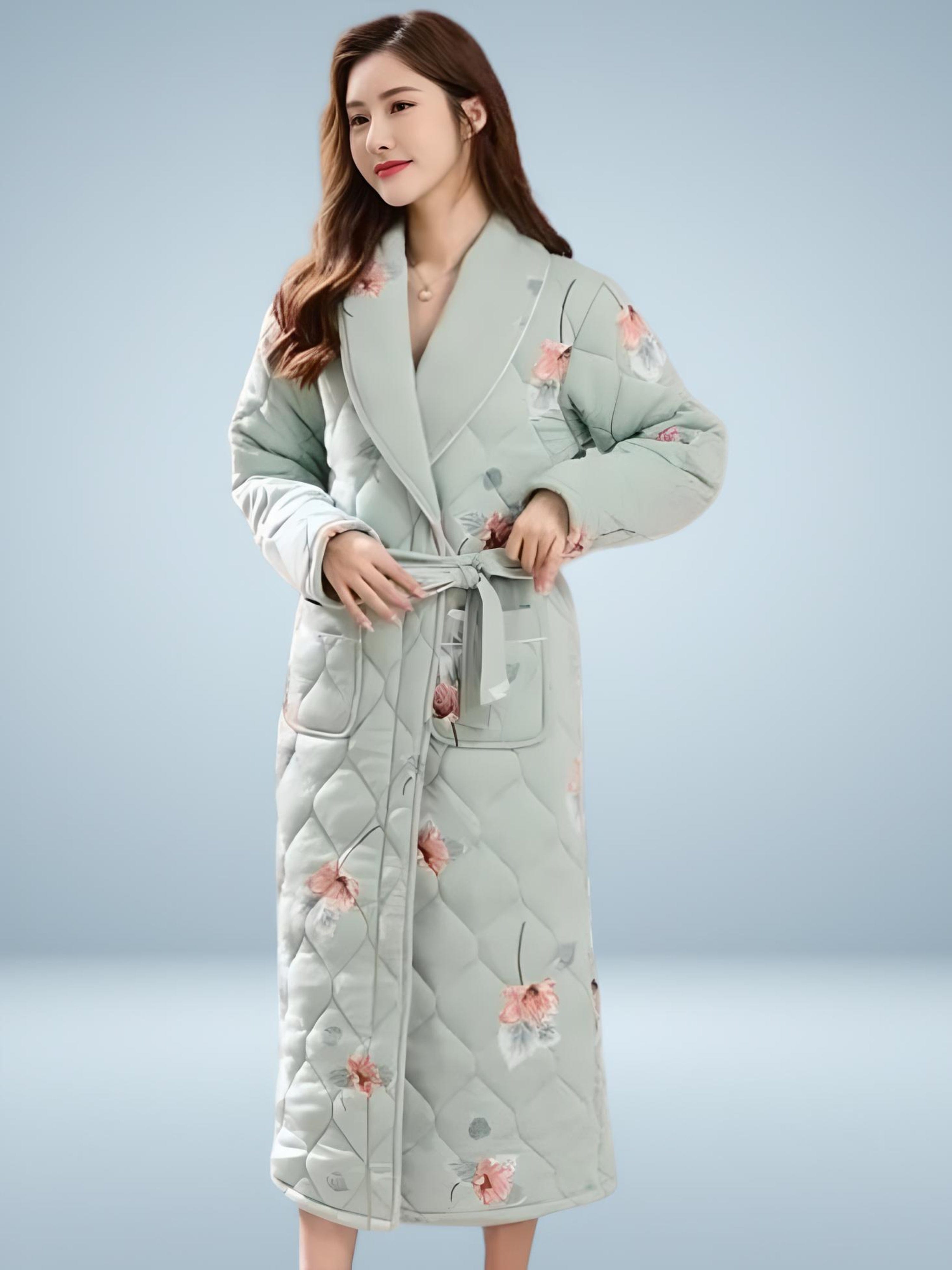 Gesteppter gemusterter Damenbademantel