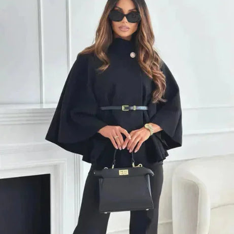 Poncho femme avec ceinture et manches évasées