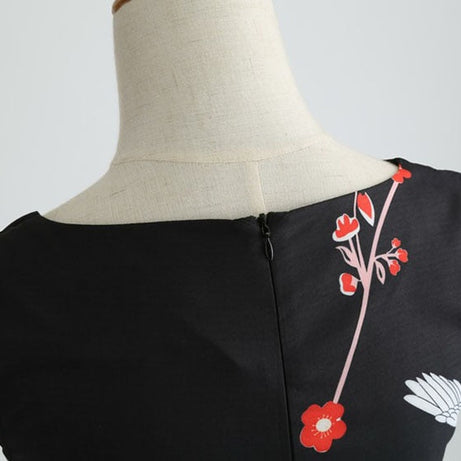 Robe vintage Noire à Fleurs Rouges 60's