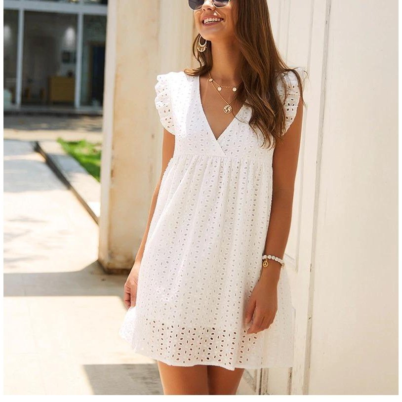 Weißes böhmisches Spitzenkleid