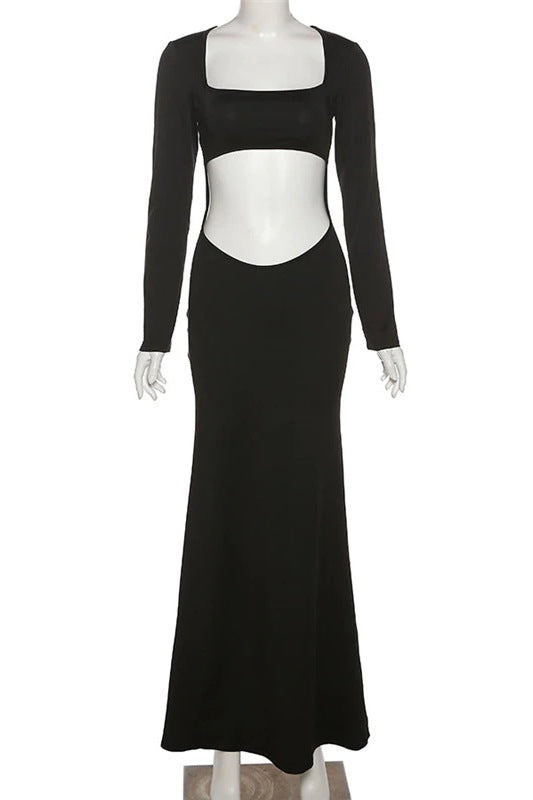 Langes Kleid mit Ausschnitt