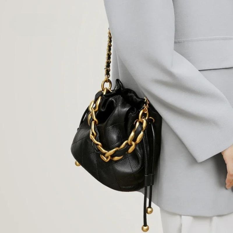 Sac Matelassé Noir Style Bourse