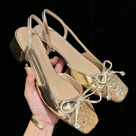 Sandale Dorée à Talon Bas Style Ballerine
