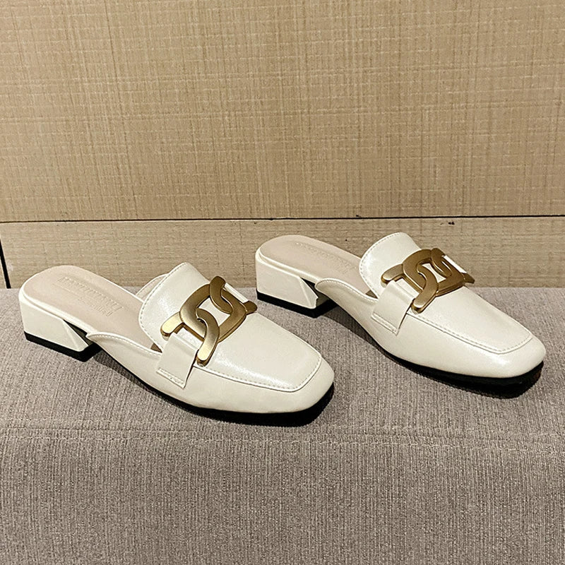 Sandale Femme Beige et Luxueuse avec Talon