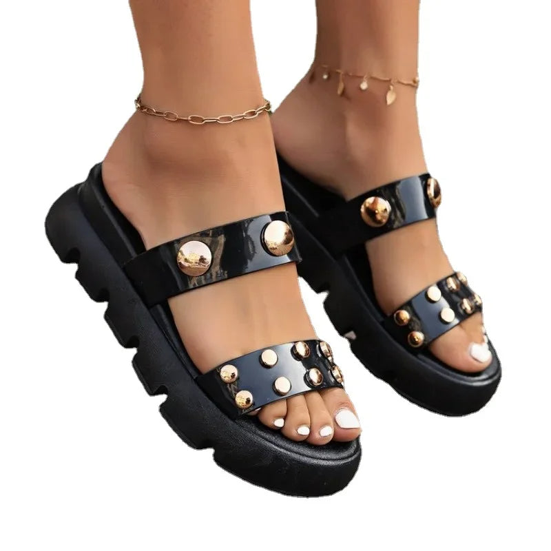Sandale Femme Cloutée avec Semelle Épaisse