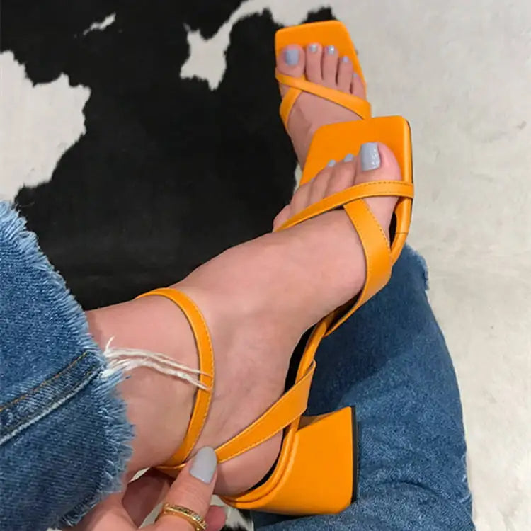 Sandale Orange à Talon Épais et Carré