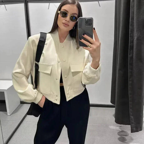 Veste bomber femme avec poches frontales pratiques