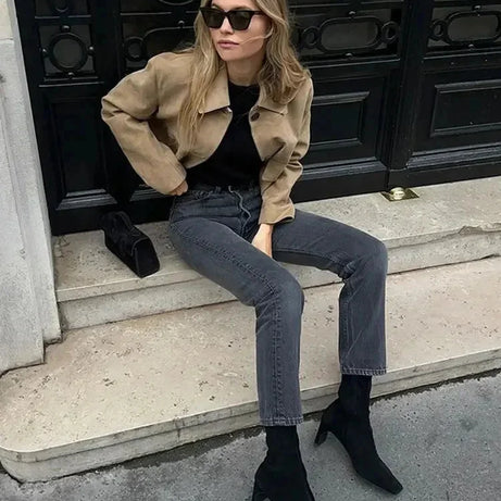 Veste courte femme camel en daim avec poches devant