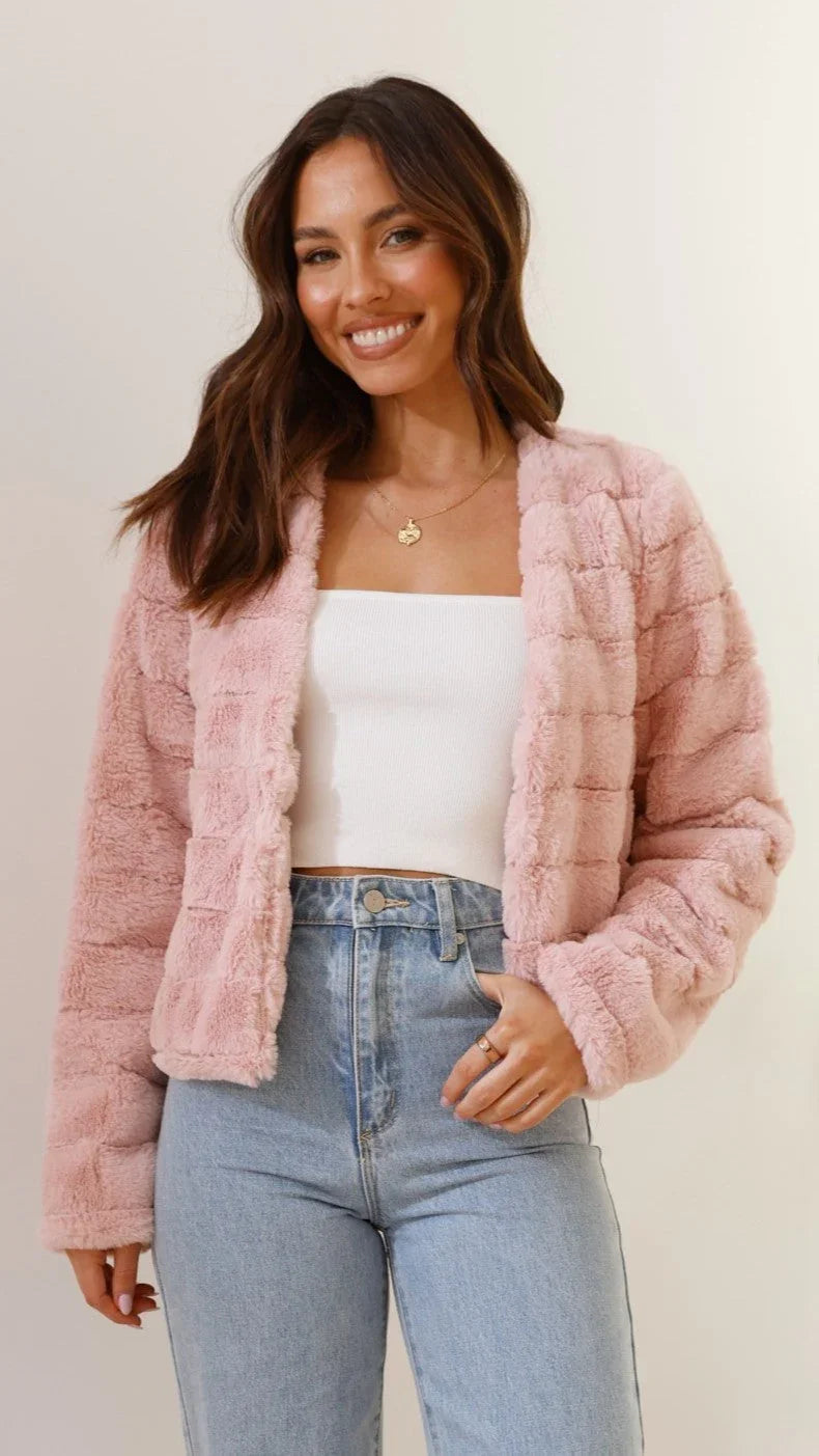 Veste courte femme en fausse fourrure à col ouvert