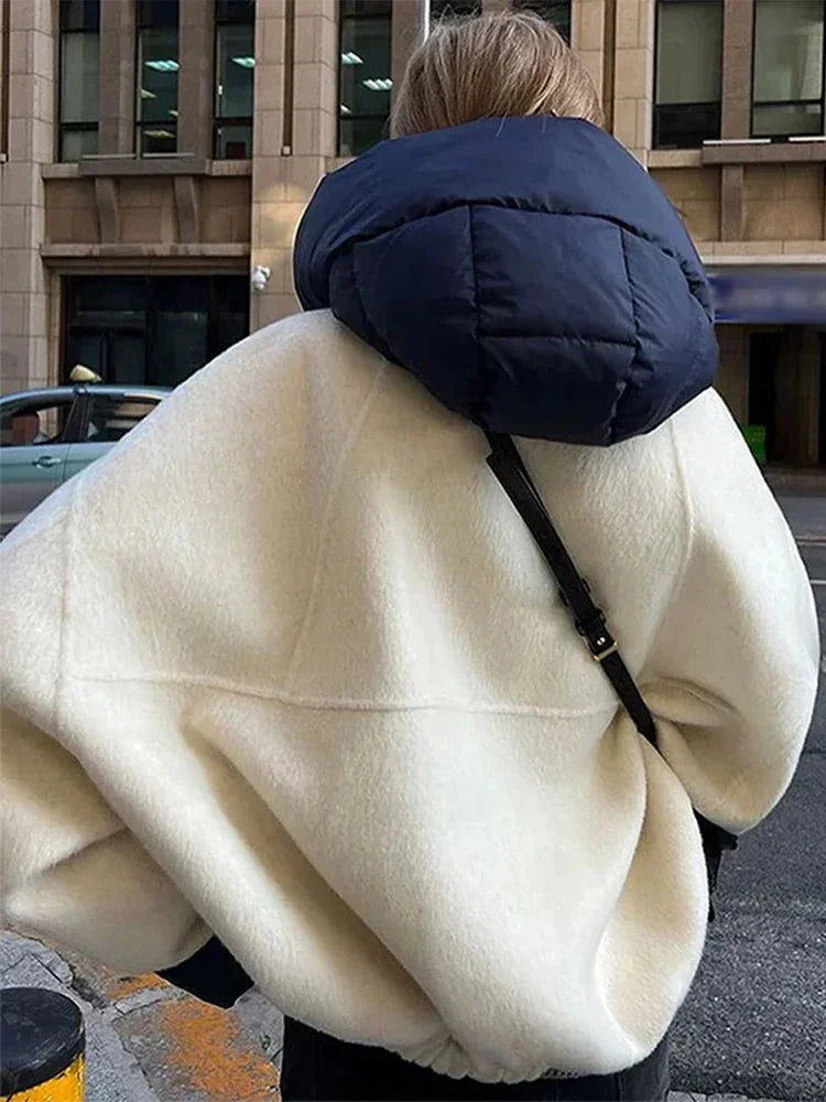 Veste femme à capuche avec rembourrage épais