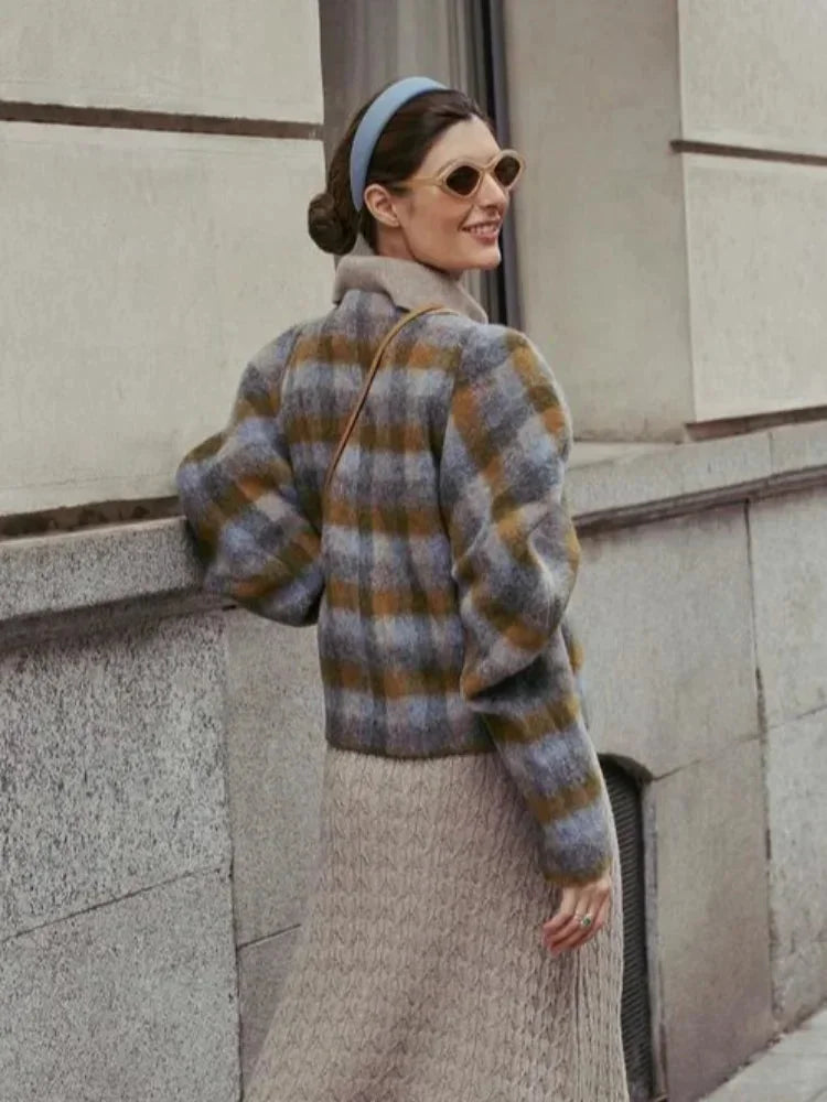 Veste femme à carreaux avec manches bouffantes grises