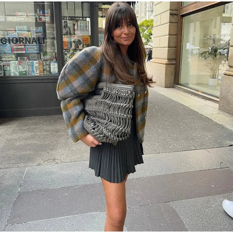 Veste femme à carreaux avec manches bouffantes grises