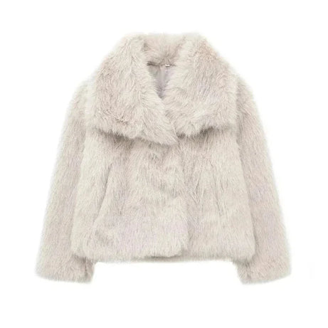 Veste femme chic avec texture luxueuse et col large