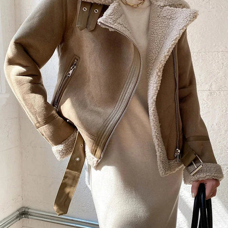 Veste femme en suédine avec doublure effet mouton