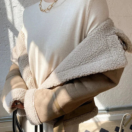 Veste femme en suédine avec doublure effet mouton