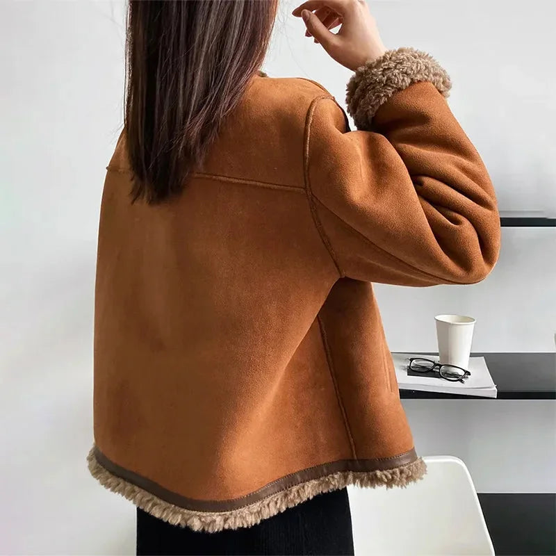 Veste femme marron en suédine avec boutons avant