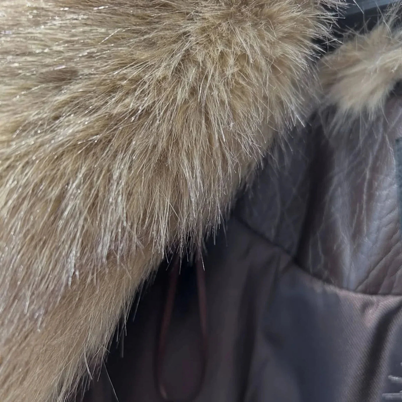 Veste Femme Marron Vintage à Col Doublé et Poches