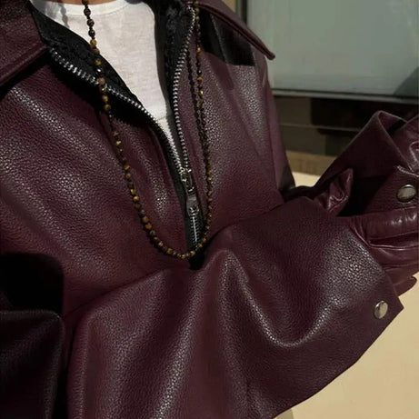 Veste en cuir vegan pour femme - Style moderne et audacieux