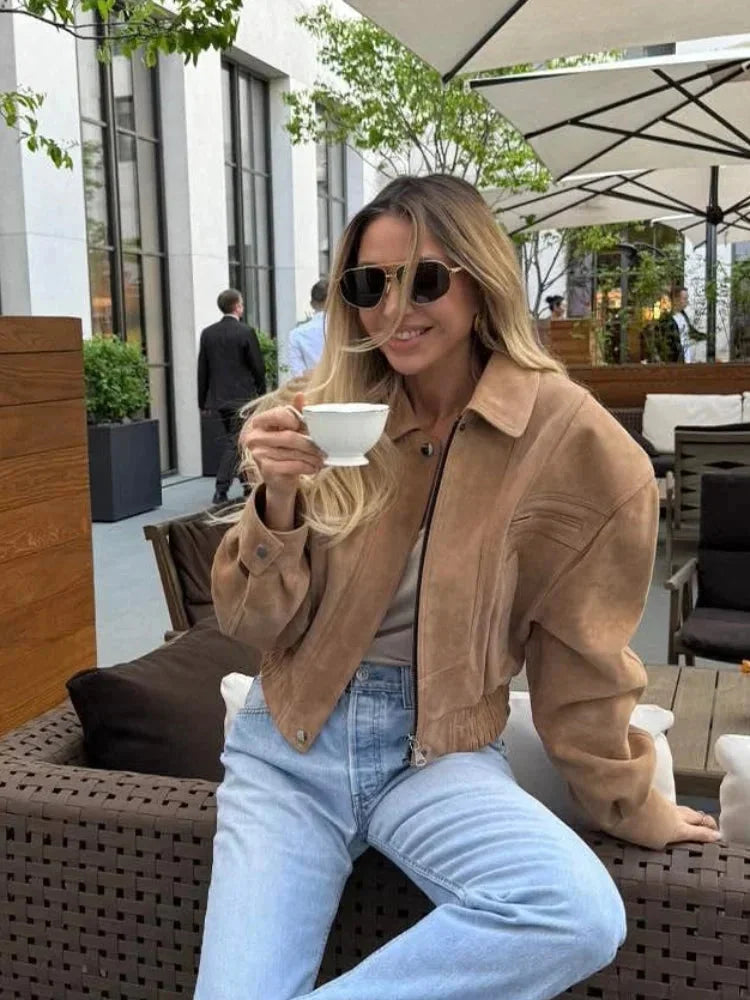 Veste femme suédine marron courte avec zip et poches