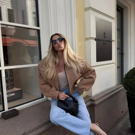 Veste femme suédine marron courte avec zip et poches
