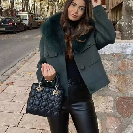 Veste femme vert foncé avec col en fausse fourrure