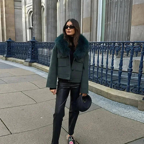 Veste femme vert foncé avec col en fausse fourrure
