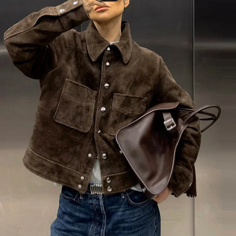 Veste marron pour femme avec boutons et poches