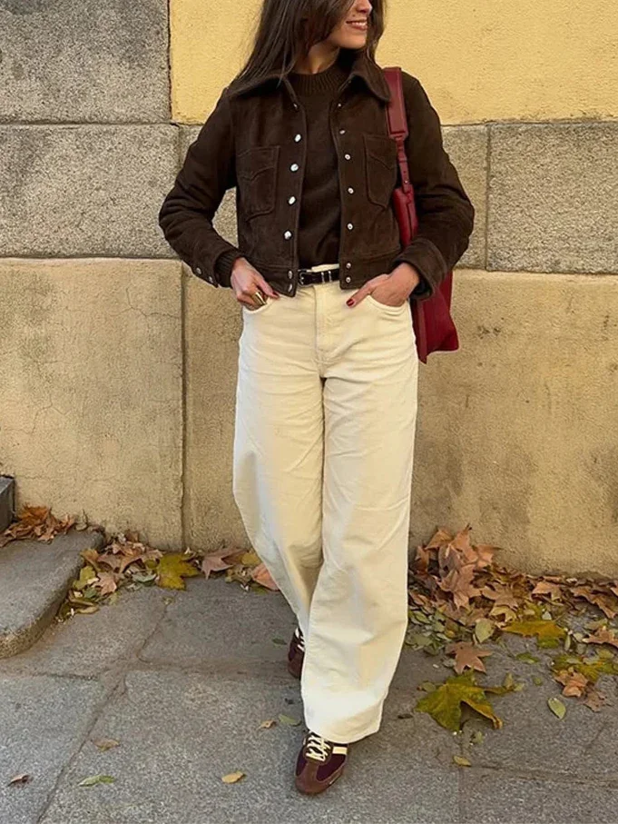 Veste marron pour femme avec boutons et poches