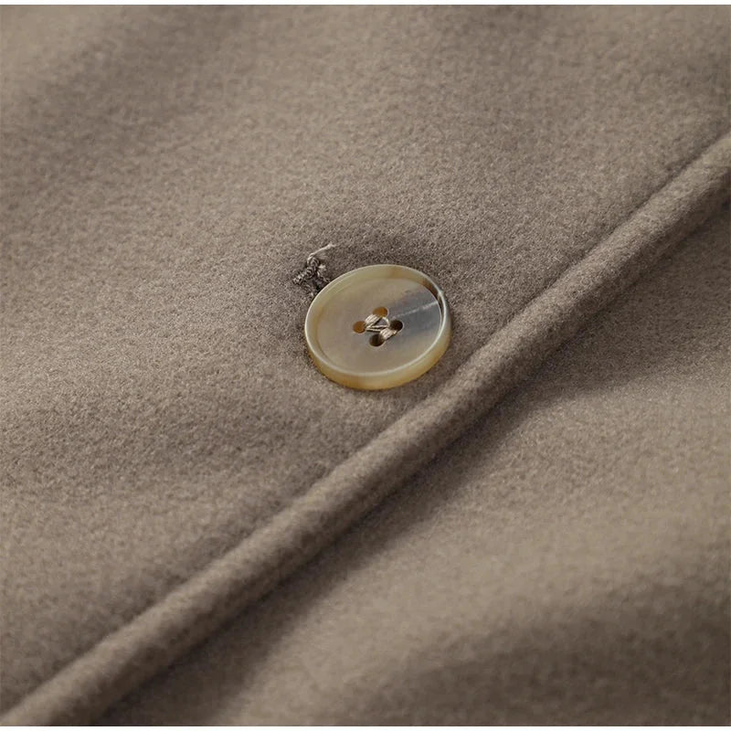 Veste moderne femme coupe ample avec boutons