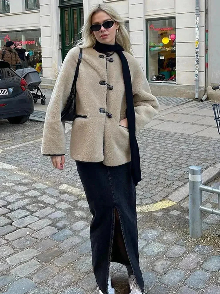 Veste polaire beige femme à boutons style duffle