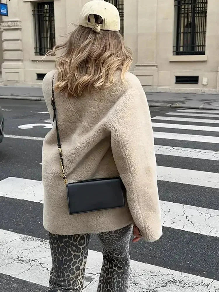 Veste polaire beige femme à boutons style duffle