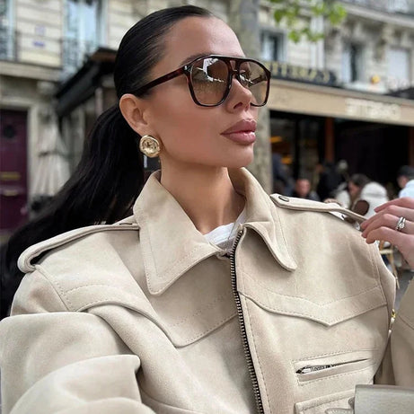 Veste trench courte beige à col à revers femme