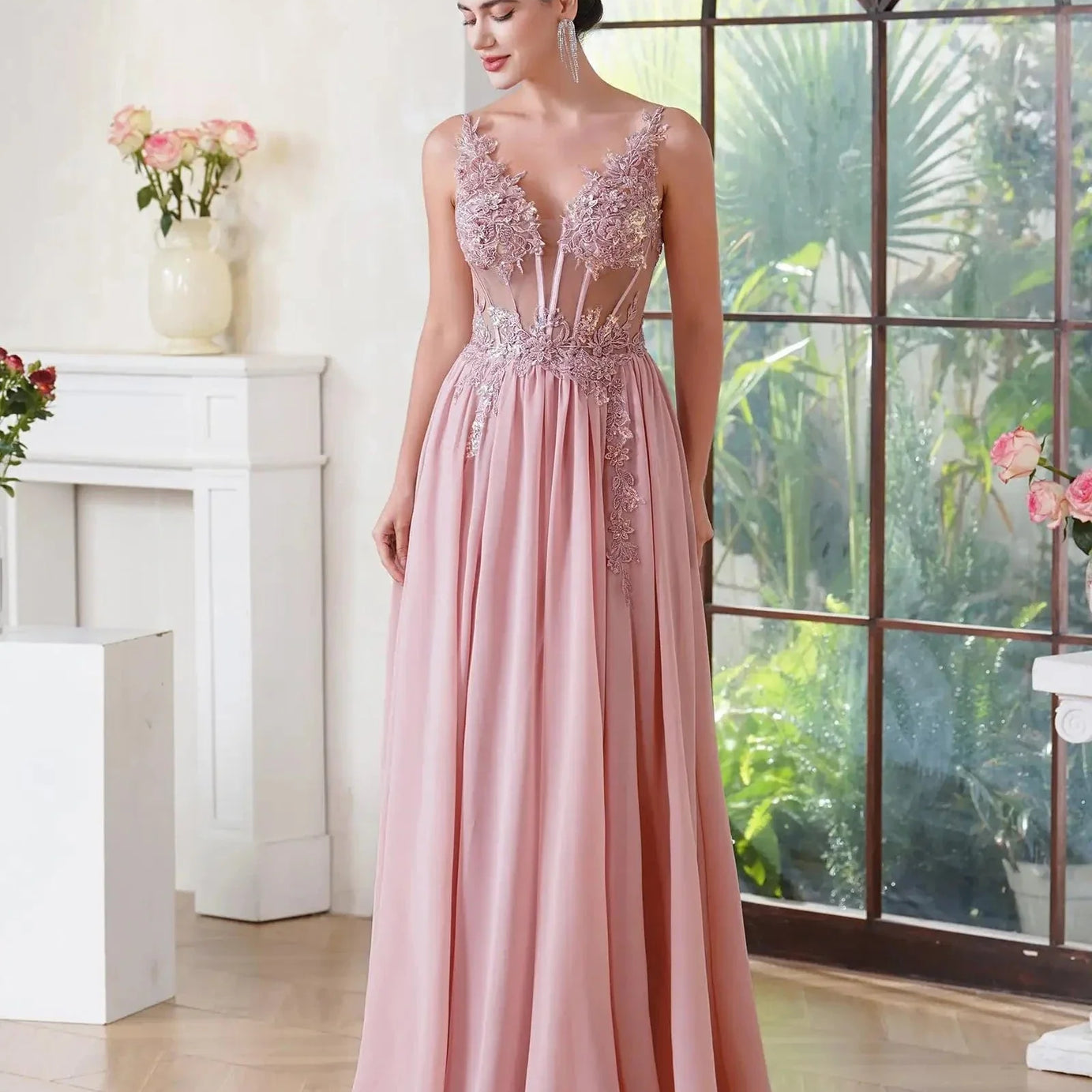 Robe longue en tulle avec appliqués sexy