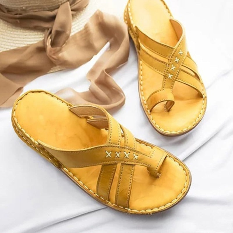 Elegante orthopädische Damen-Sandalen und Flip-Flops