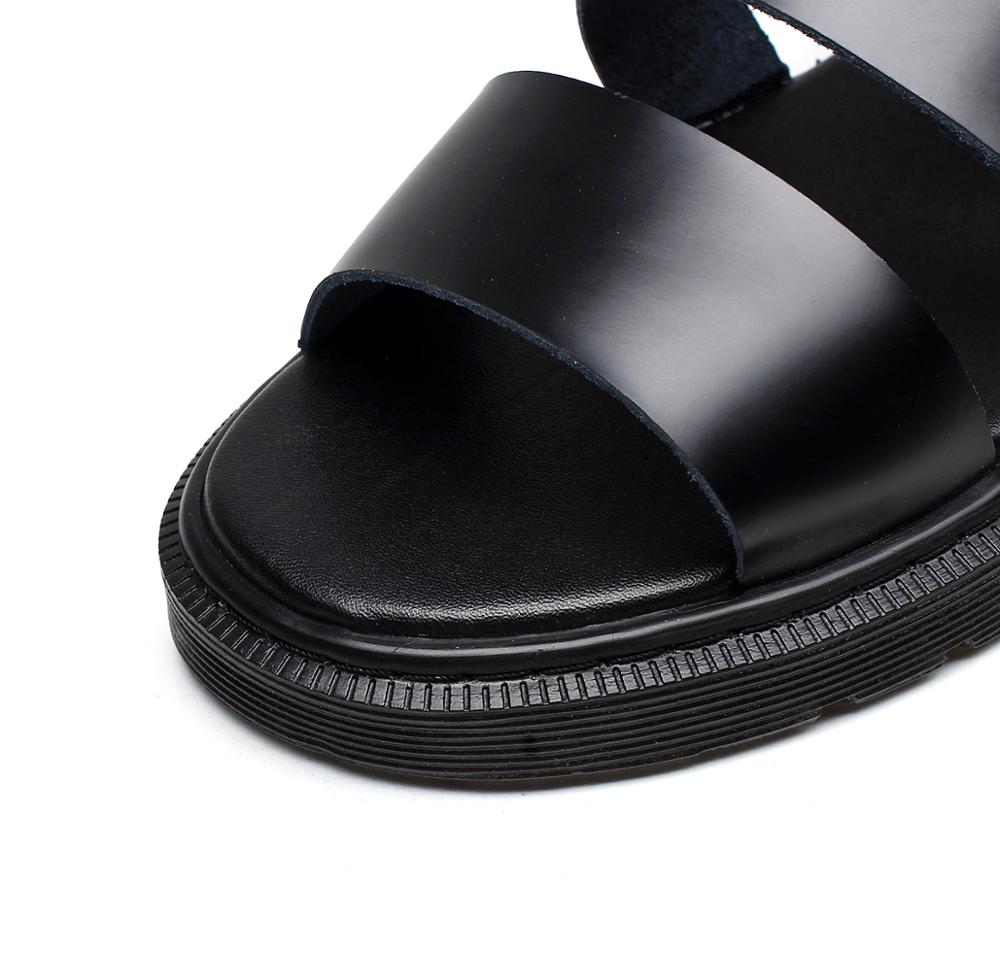 Lässige Gladiator-Sandalen