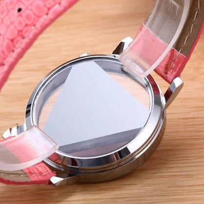 Montres femmes unique cadran triangulaire -