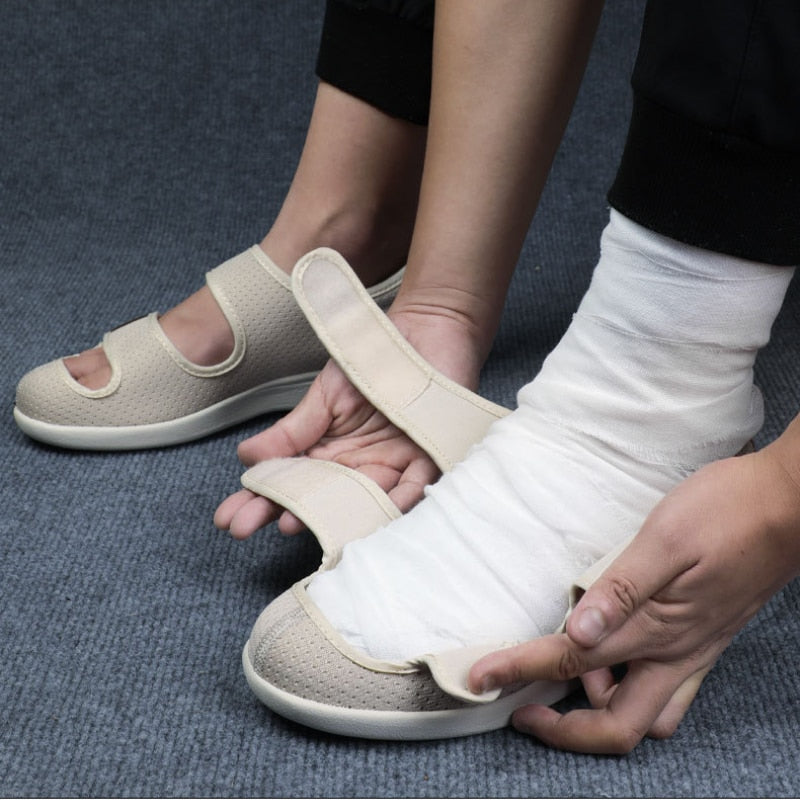 Lässige orthopädische Sandalen von Siral