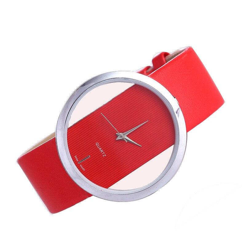 MONTRE NAOMI - Rouge