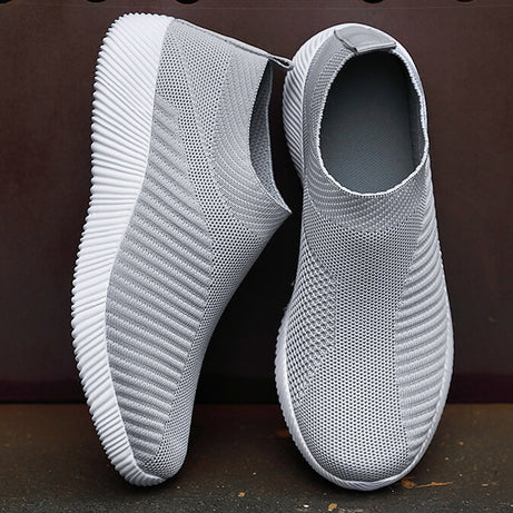 Atmungsaktive und elastische flache Schuhe für Damen - Sprays