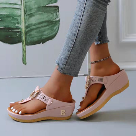 Orthopädische Keilsandalen mit offener Zehenpartie